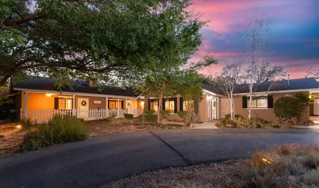 $715,000 | 29280 Glacier Drive, Coarsegold, CA 93614