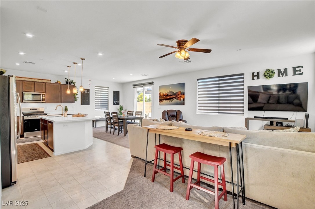 4166 Rancho Crossing Street Las Vegas, NV 89130 - Photo 12 of 57 Gallery Image 12