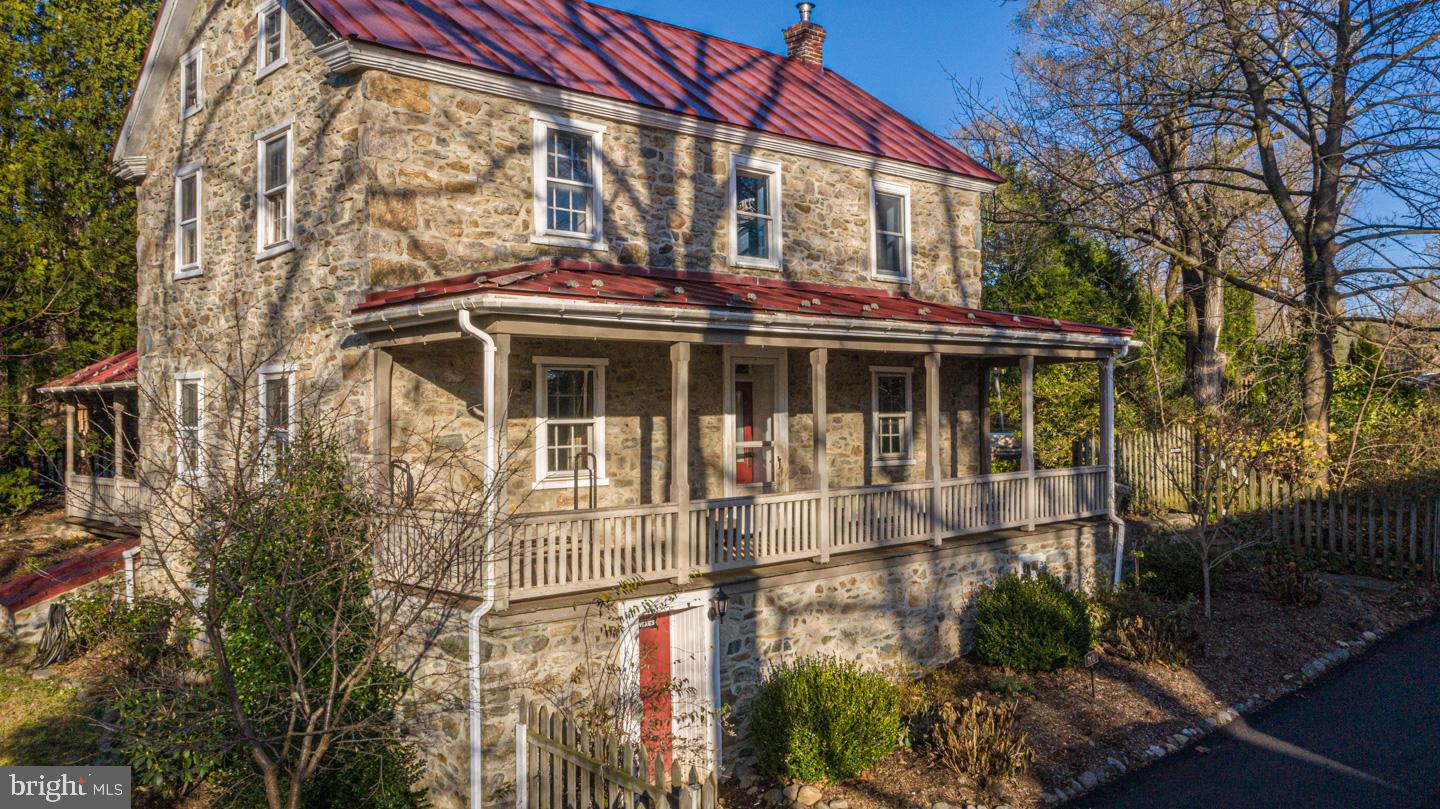 168 Lenape Road Barto, PA 19504 - Photo 4 of 113 Gallery Image 4