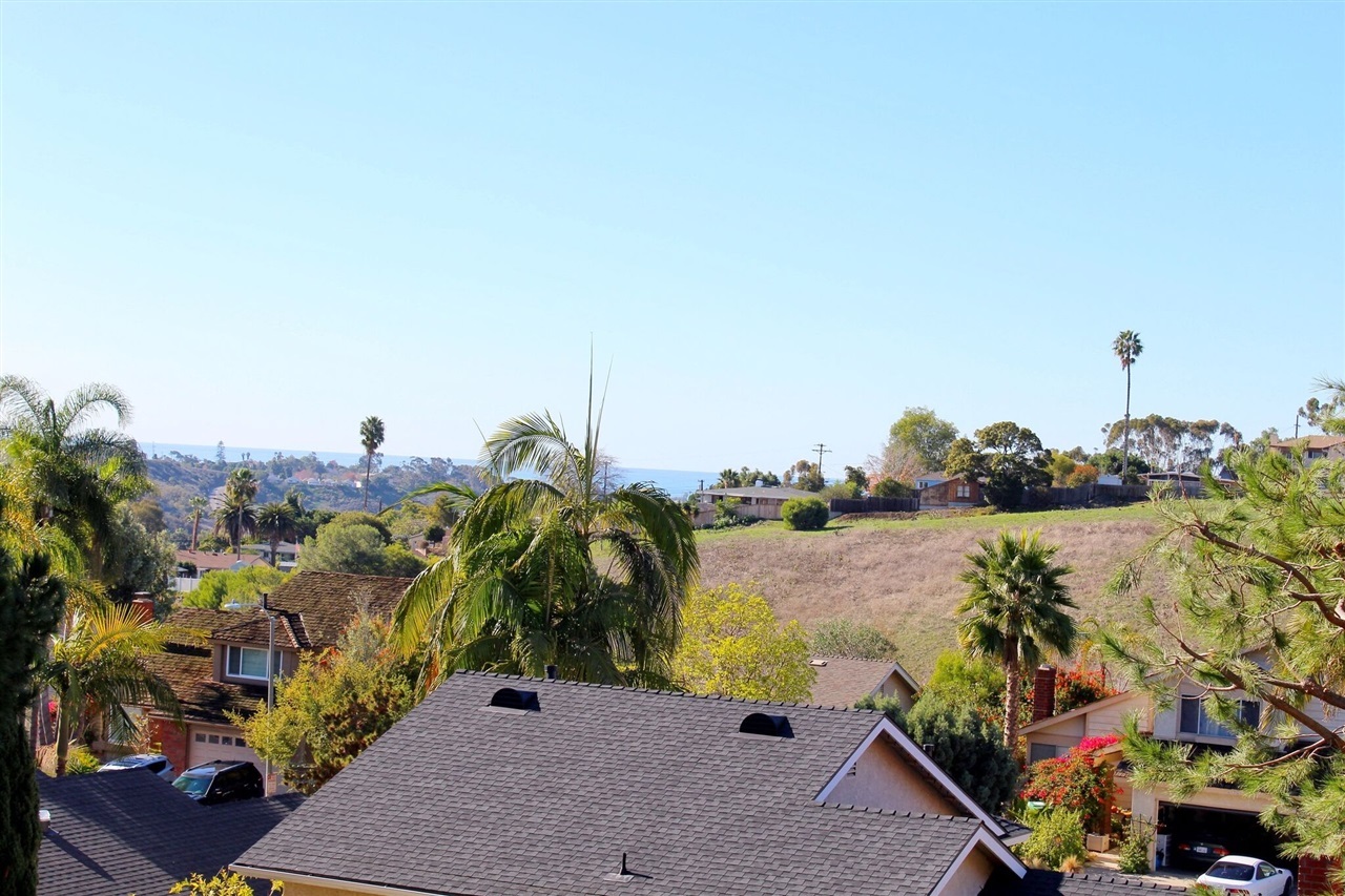 456 Compass Road Oceanside, CA 92054 - Photo 2 of 23