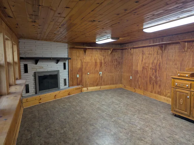 a view of a storage & utility room