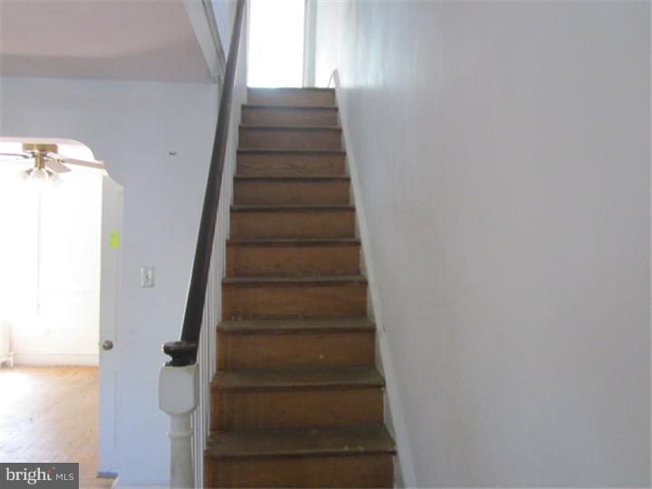 330 Margate Road Upper Darby, PA 19082 - Photo 8 of 13