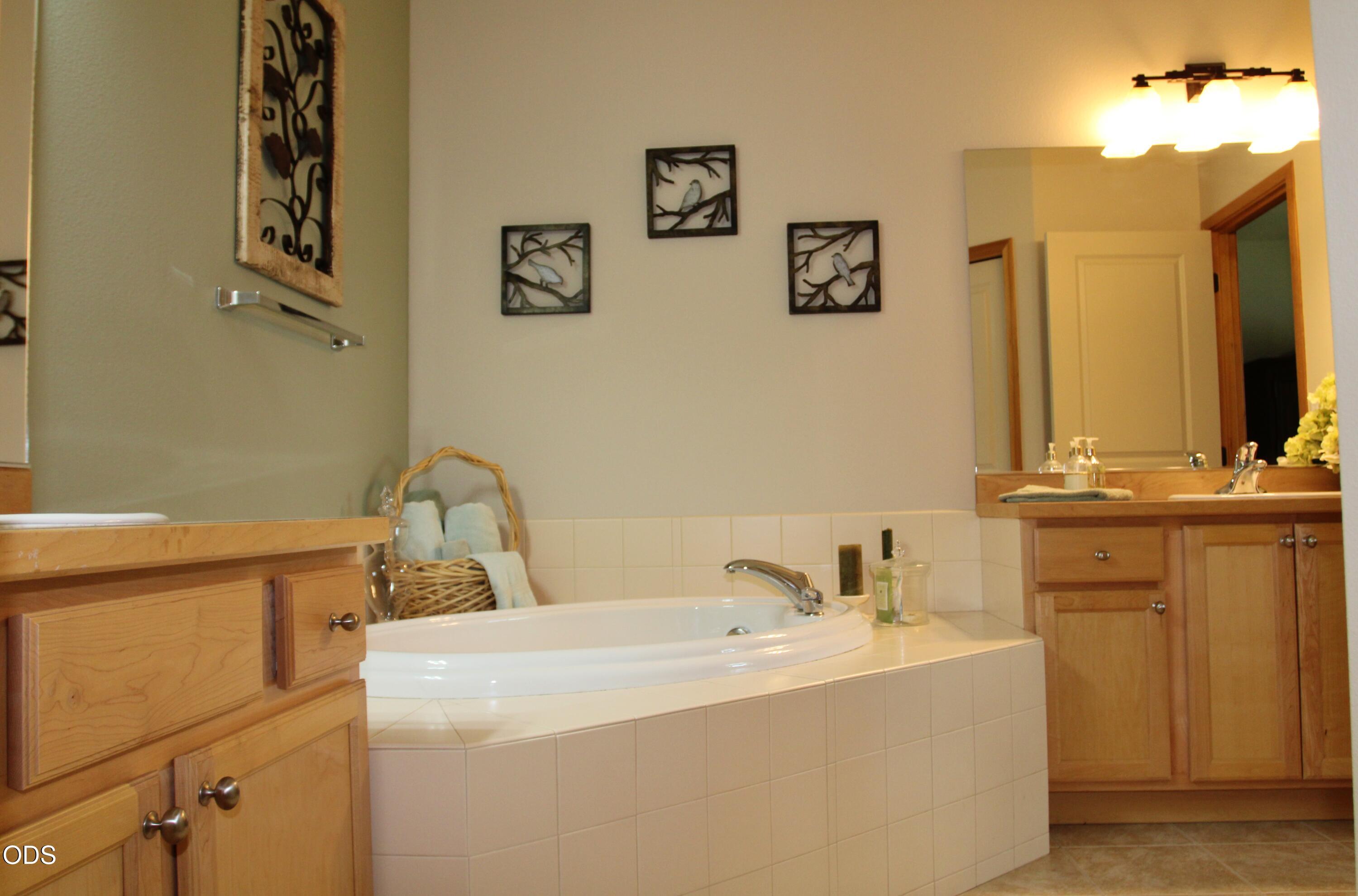 5010 Sora Loop Klamath Falls, OR 97601 - Photo 48 of 80