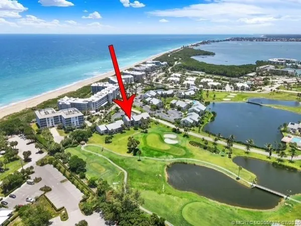 $425,000 | 5801 Northeast Gulfstream Way, Unit 4912, Jensen Beach, FL 34957