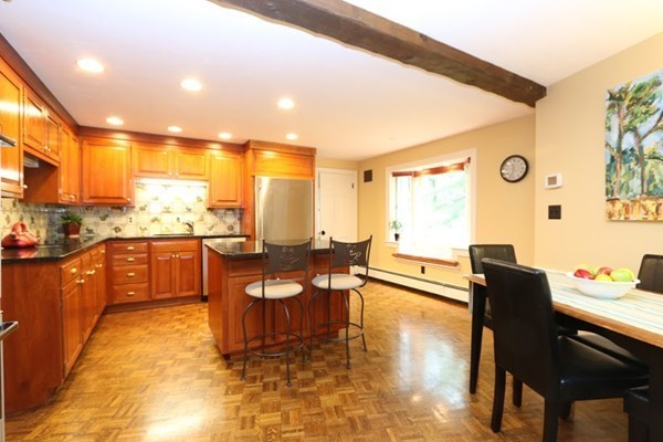 75 Wagon Road Westwood, MA 02090 - Photo 8 of 26 Gallery Image 8