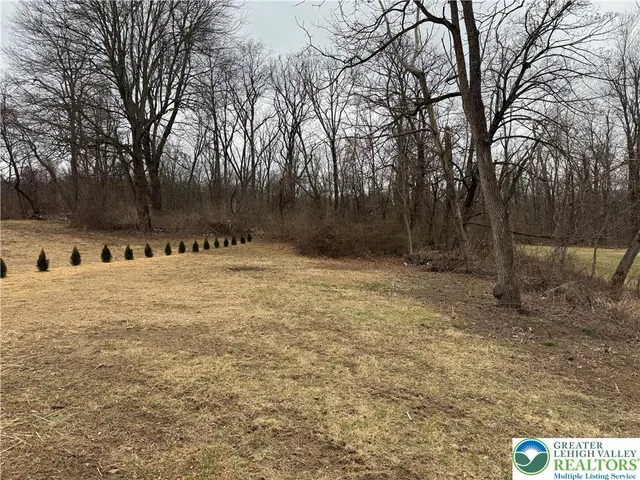 $2,000 | 5444 Vera Cruz Road, Emmaus, PA 18049