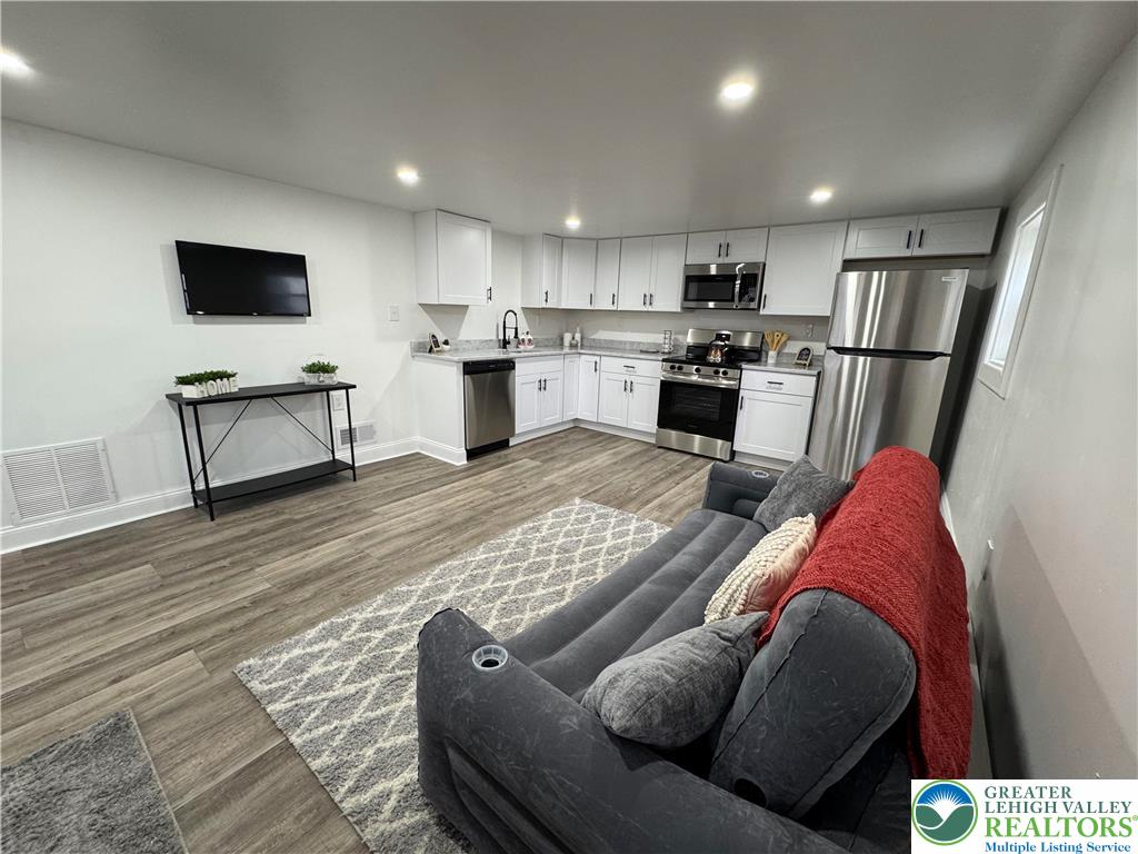 5444 Vera Cruz Road Emmaus, PA 18049 - Photo 3 of 16 LivingRoom & Kitchen area