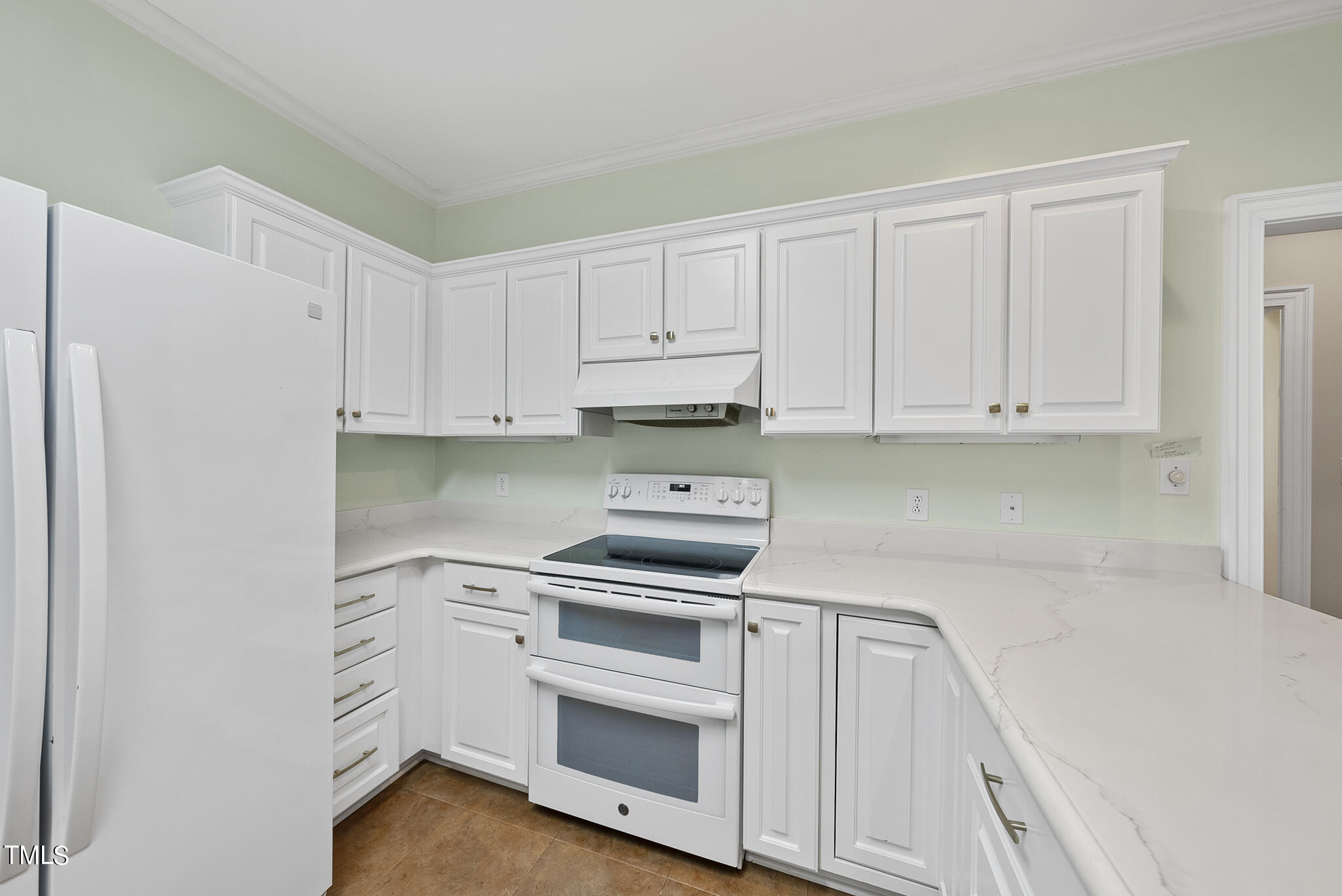 100 Edenburgh Road, Unit 304 Raleigh, NC 27608 - Photo 10 of 38 8