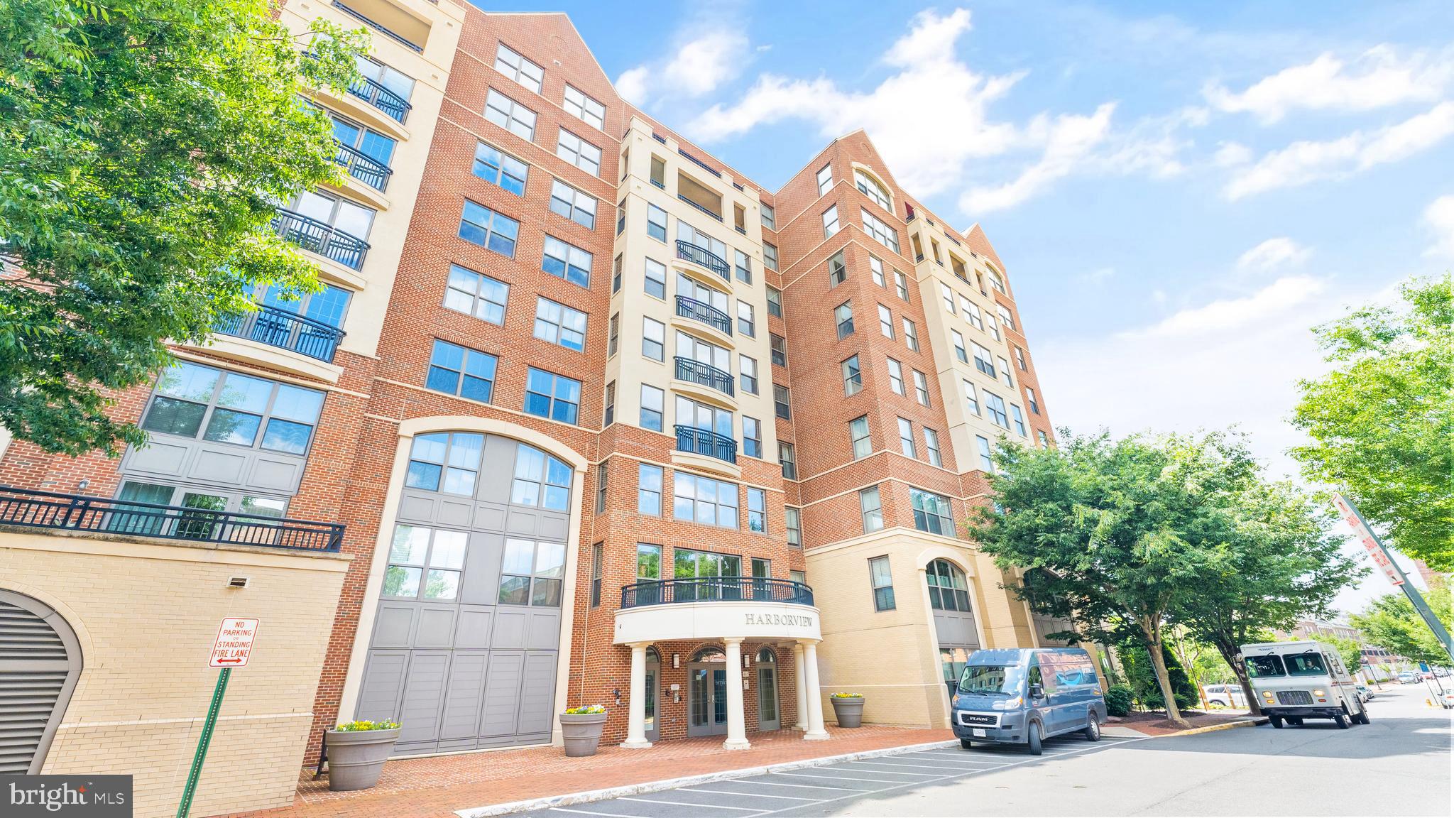 485 Harbor Side Street Woodbridge, VA 22191 - Photo 2 of 42