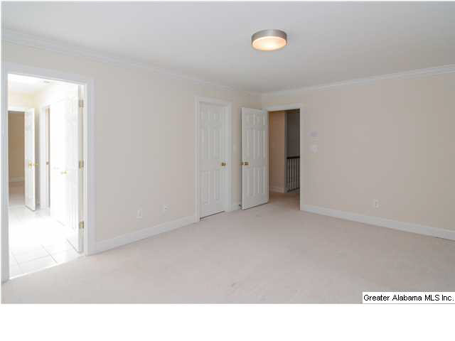 2052 Magnolia Ridge Birmingham, AL 35243 - Photo 23 of 32