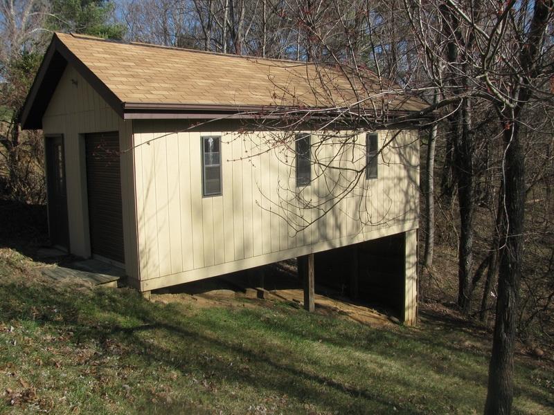 7861 Cedar Edge Road Roanoke, VA 24018 - Photo 3 of 18 IMG_0217_resize