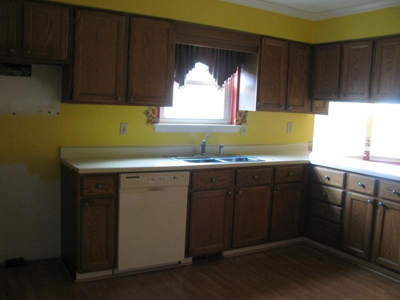 7861 Cedar Edge Road Roanoke, VA 24018 - Photo 6 of 18 IMG_0248_resize