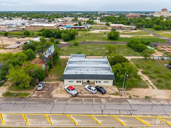 $430,000 | 323 East 6th Street, San Angelo, TX 76903