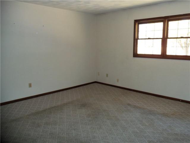 2439 Riviera Drive Anderson, IN 46012 - Photo 6 of 9 Gallery Image 6