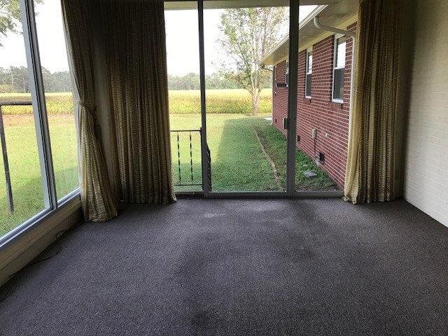 605 West Wards Bridge Road Warsaw, NC 28398 - Photo 14 of 17 Sunroom