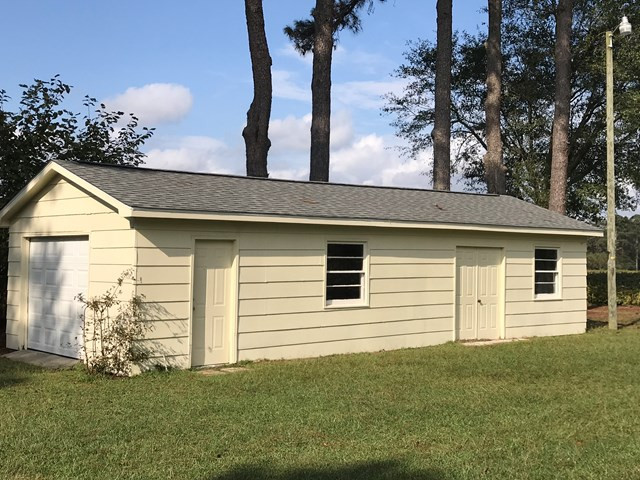 605 West Wards Bridge Road Warsaw, NC 28398 - Photo 16 of 17 Outside Storage Building