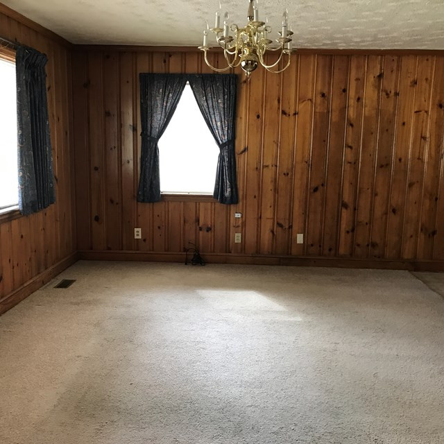 605 West Wards Bridge Road Warsaw, NC 28398 - Photo 3 of 17 Dining Area