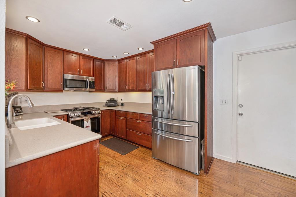 5169 Rabeneck Way Fair Oaks, CA 95628 - Photo 33 of 78 Gallery Image 33