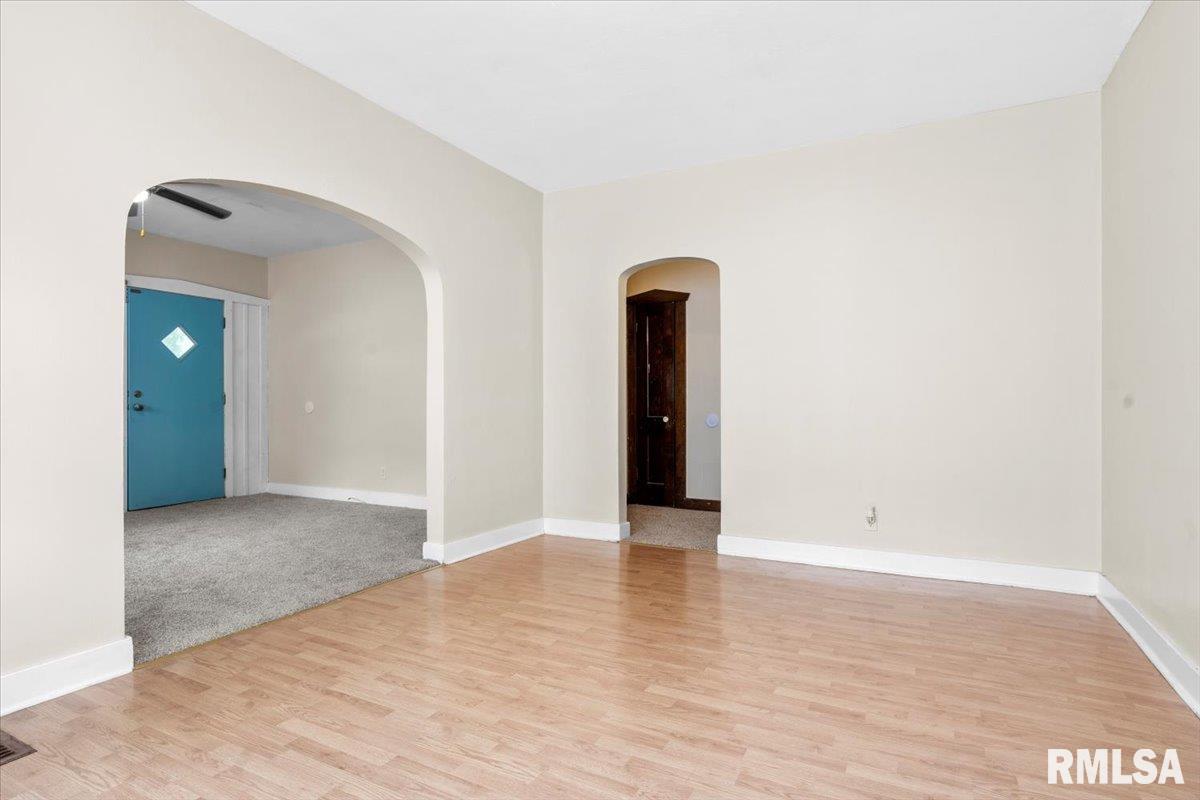 2240 South 10th Street Springfield, IL 62703 - Photo 8 of 19