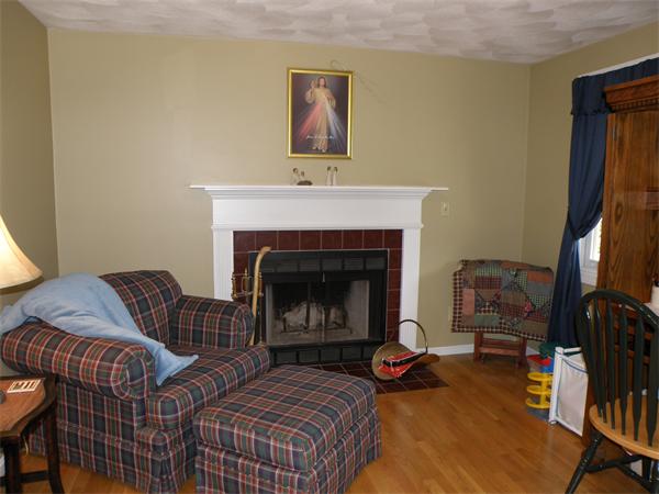 5 Angus Way Pelham, NH 03076 - Photo 12 of 29