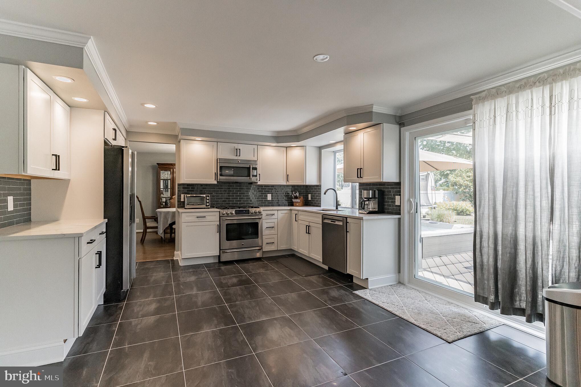151 Forge Road Delran, NJ 08075 - Photo 43 of 64 Gallery Image 43