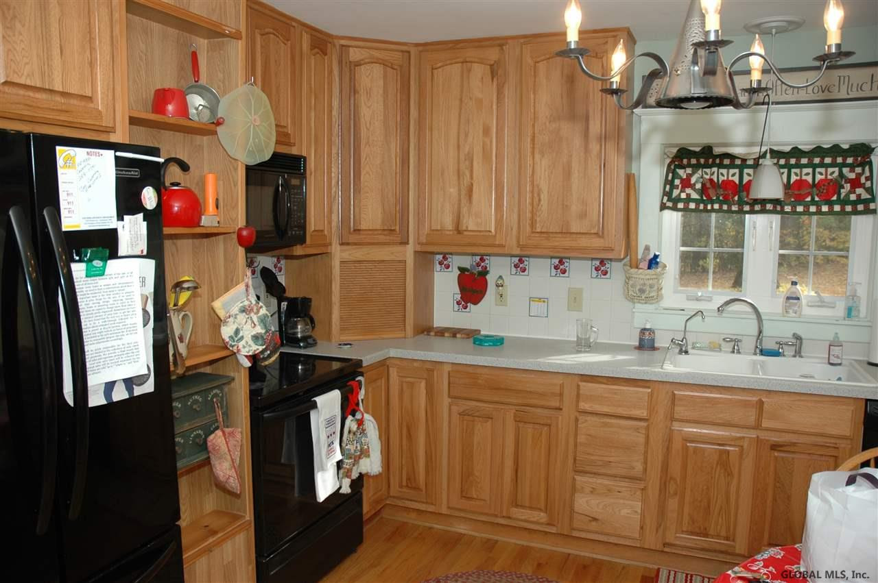 661 River Road Rotterdam, NY 12306 - Photo 18 of 25 Photo 18