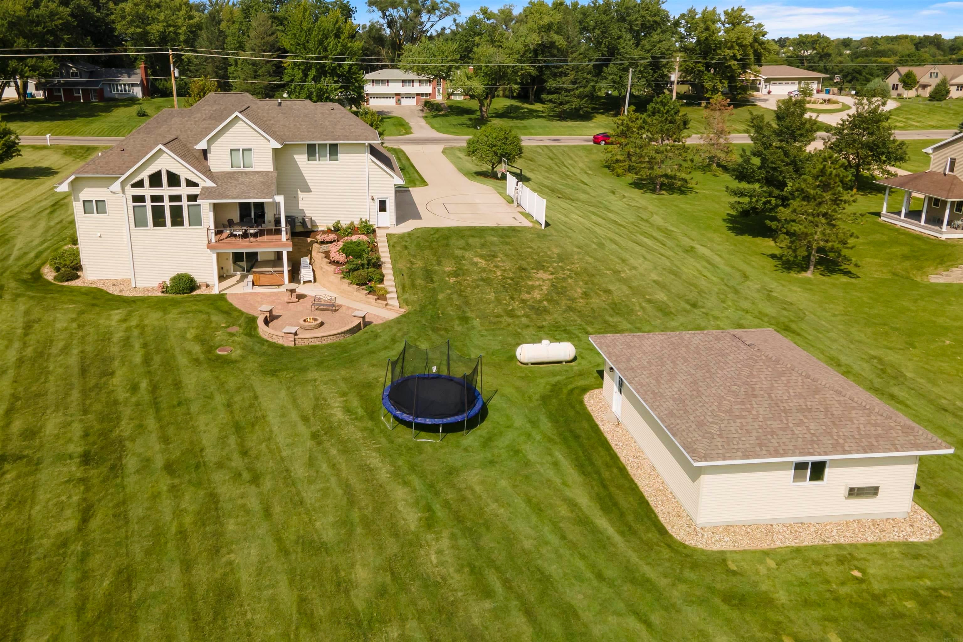 3759 Ranchero Road Cedar Falls, IA 50613 - Photo 8 of 30 Gallery Image 8