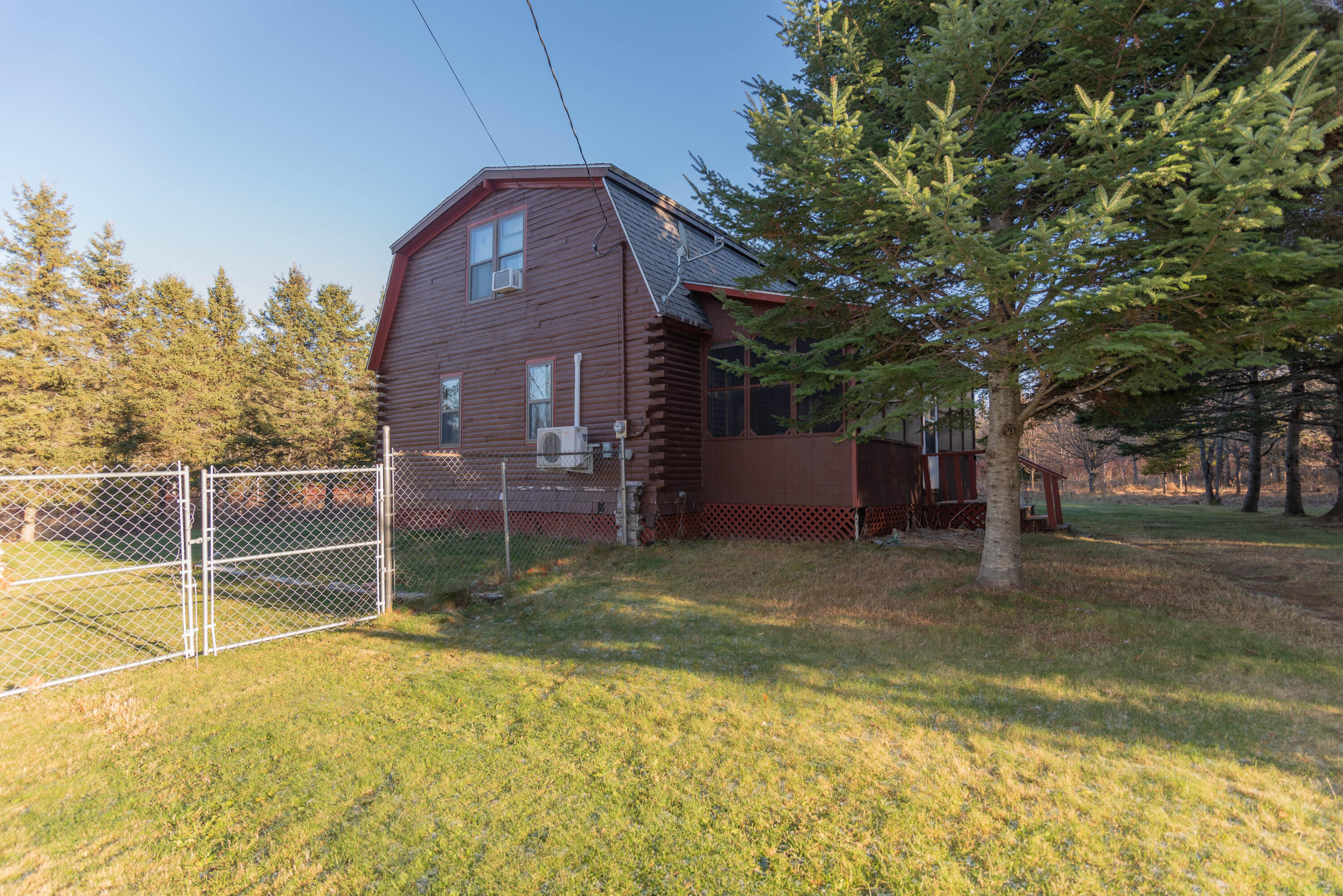 304 Grivois Road Grand Isle, ME 04746 - Photo 4 of 39 DSC_5777