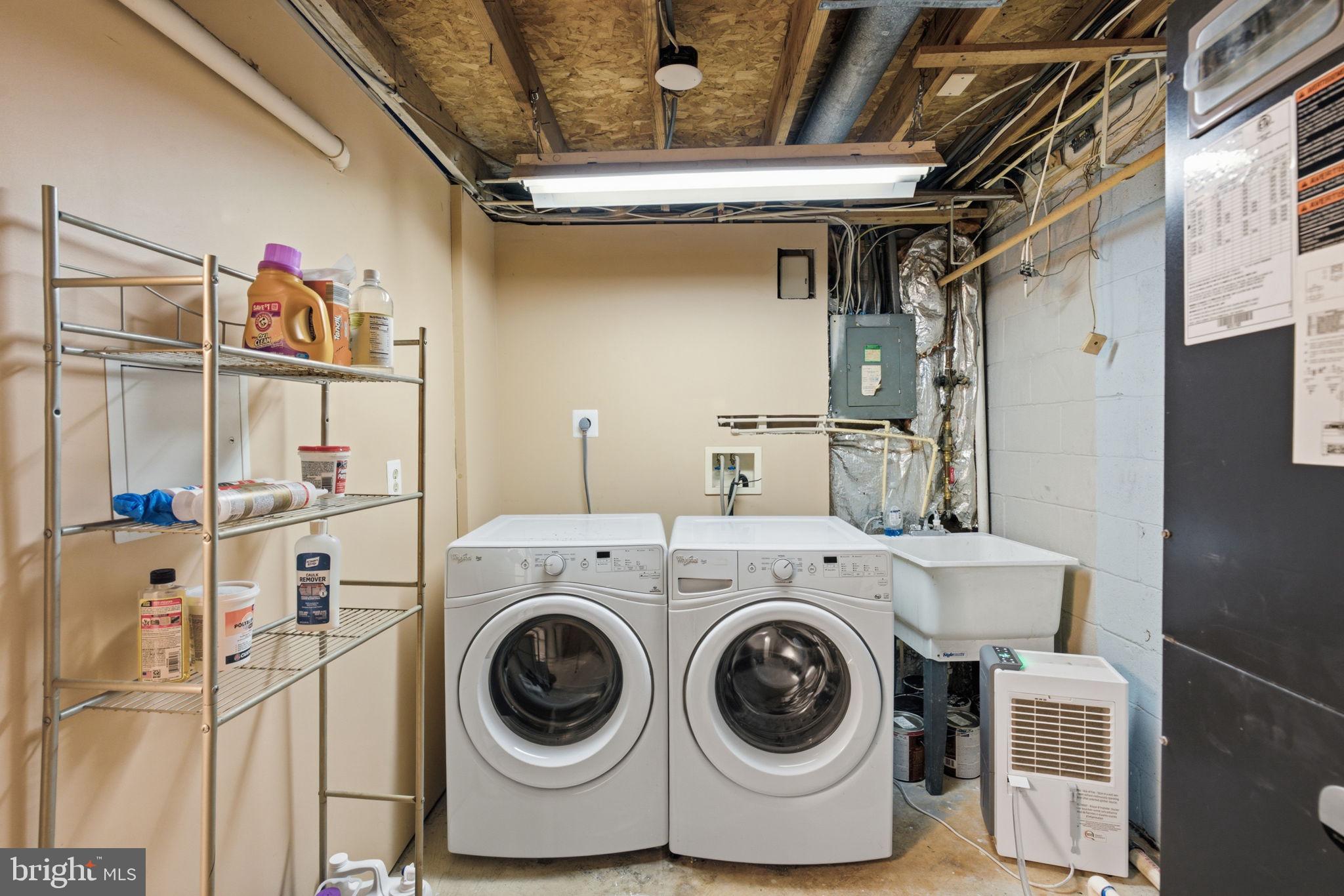 40 Towns Court Rosedale, MD 21237 - Photo 32 of 41 Laundry and Utility Area