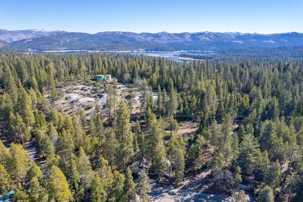 $675,000 | 42009 Tollhouse Road, Shaver Lake, CA 93664