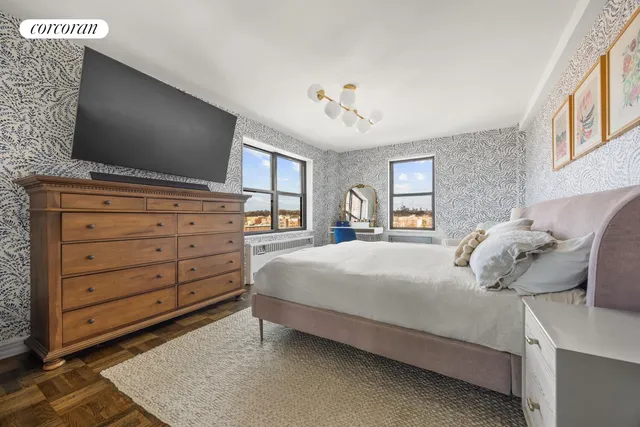 a view of room with washer and dryer