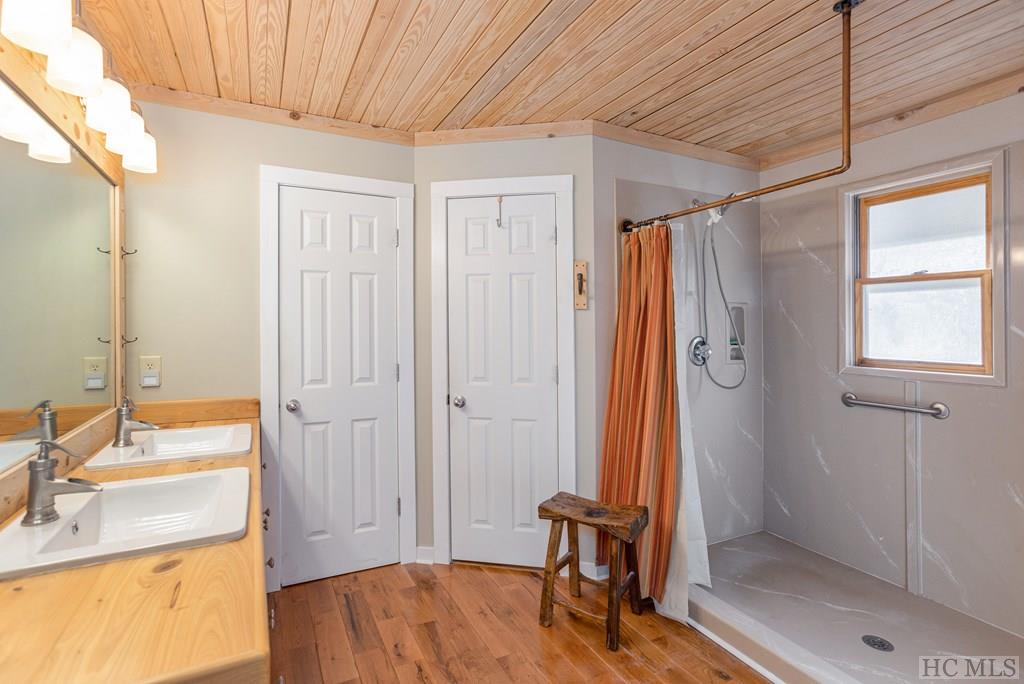 3183 Cullowhee Forest Road Cullowhee, NC 28723 - Photo 19 of 44 Gallery Image 19