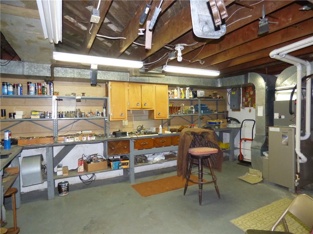 984 Baker Road Bridgeville, PA 15017 - Photo 18 of 25 Gallery Image 18