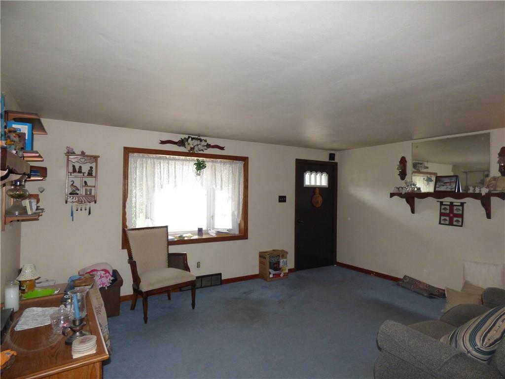 984 Baker Road Bridgeville, PA 15017 - Photo 4 of 25 Gallery Image 4