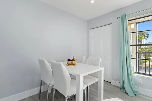 $1,850 | 1605 Highway 1, Unit V2204, Jupiter, FL 33477