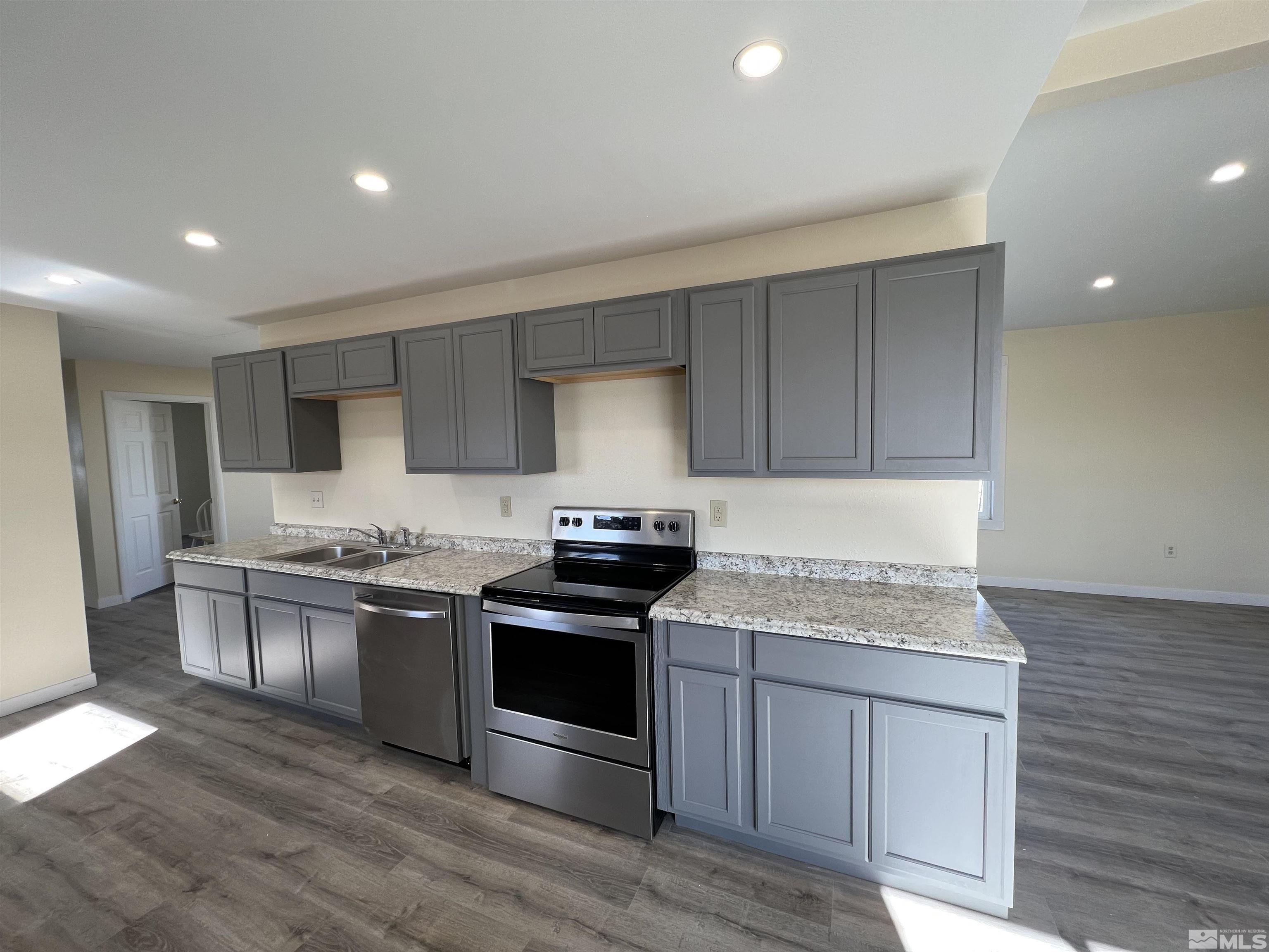 324 Carson Road Battle Mountain, NV 89820 - Photo 5 of 16 Photo 5