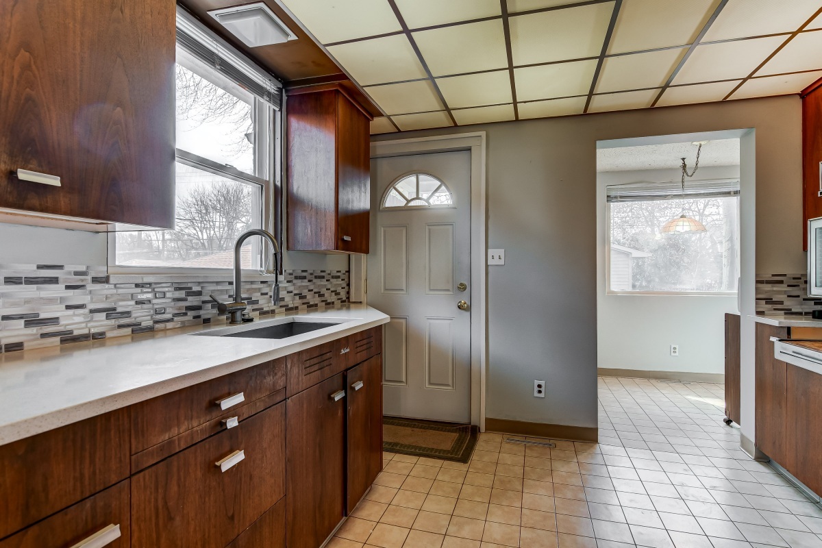 712 West Vine Street Springfield, IL 62704 - Photo 12 of 28 Gallery Image 12