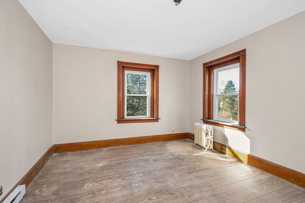 7 East Dracut Road Methuen, MA 01844 - Photo 18 of 27 Gallery Image 18