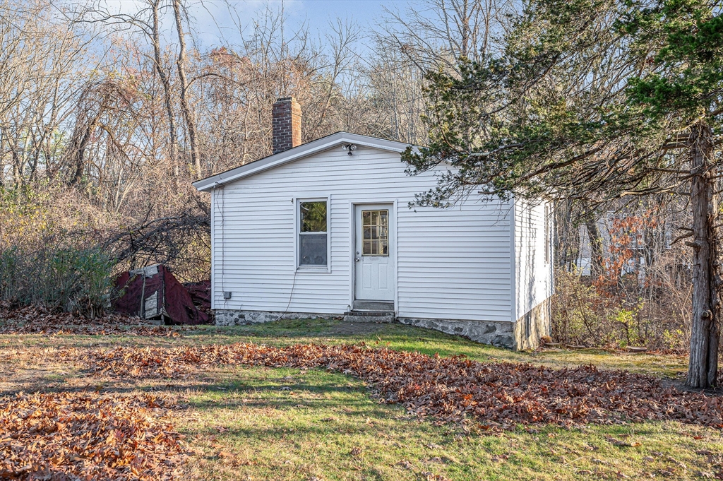 7 East Dracut Road Methuen, MA 01844 - Photo 26 of 27 Gallery Image 26
