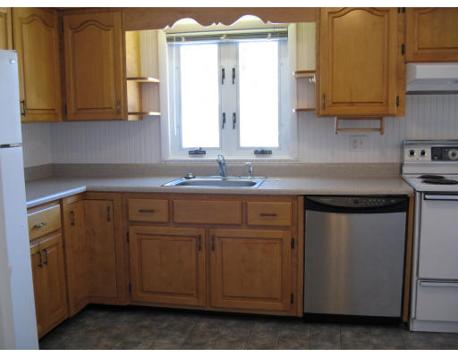 5 Innitou Road Woburn, MA 01801 - Photo 6 of 8 Gallery Image 6
