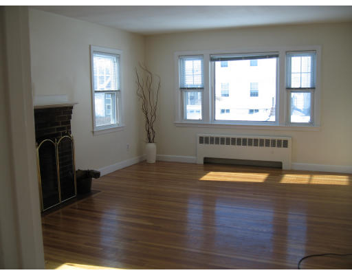5 Innitou Road Woburn, MA 01801 - Photo 8 of 8 Gallery Image 8