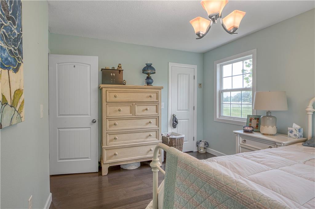 807 Carline Road Girard, KS 66743 - Photo 14 of 26
