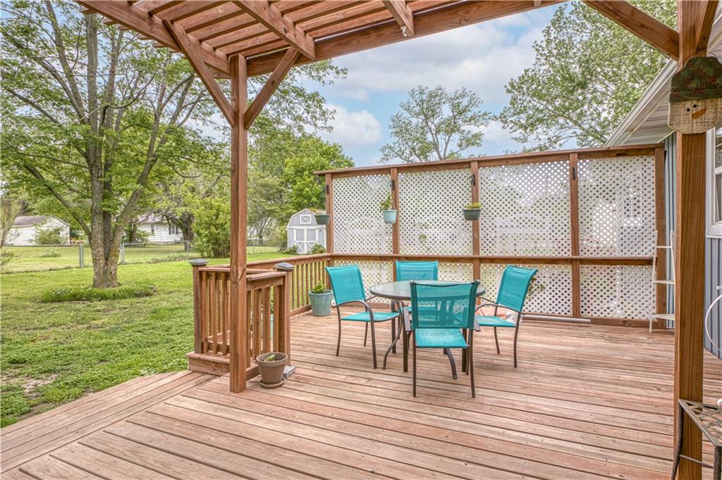 807 Carline Road Girard, KS 66743 - Photo 20 of 26