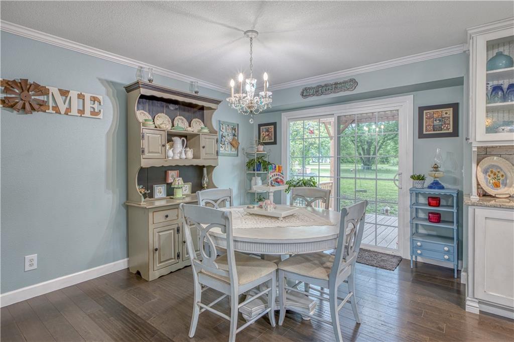 807 Carline Road Girard, KS 66743 - Photo 8 of 26