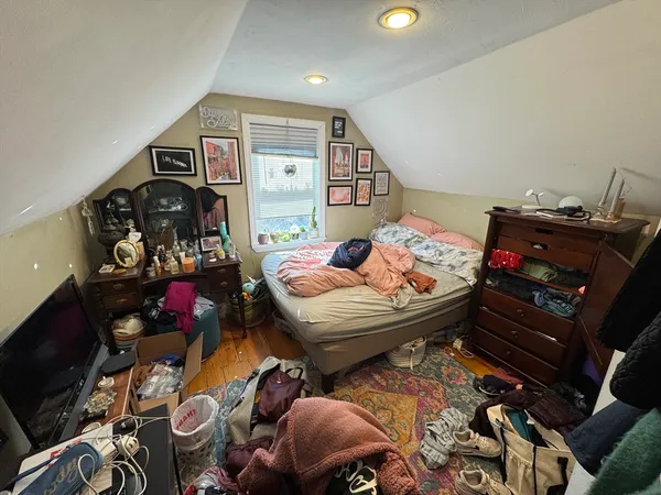 $5,250 | 735 Somerville Avenue, Unit 3, Somerville, MA 02143