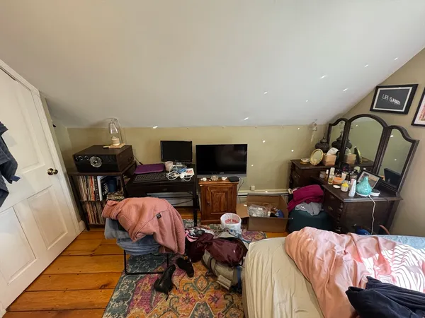 $5,250 | 735 Somerville Avenue, Unit 3, Somerville, MA 02143