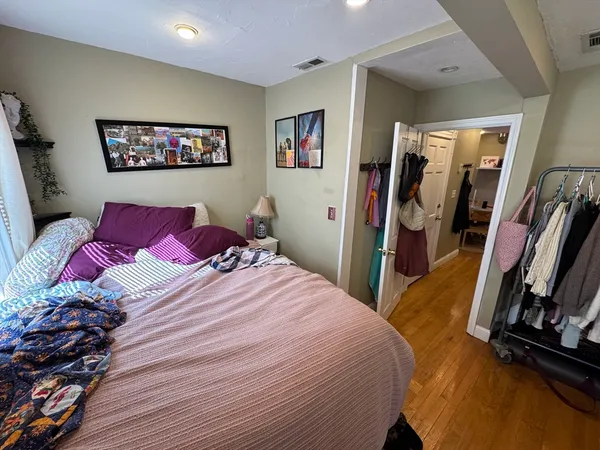 $5,250 | 735 Somerville Avenue, Unit 3, Somerville, MA 02143