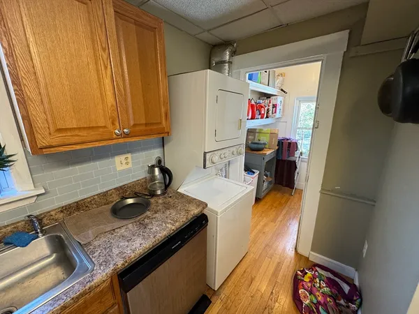 $5,250 | 735 Somerville Avenue, Unit 3, Somerville, MA 02143