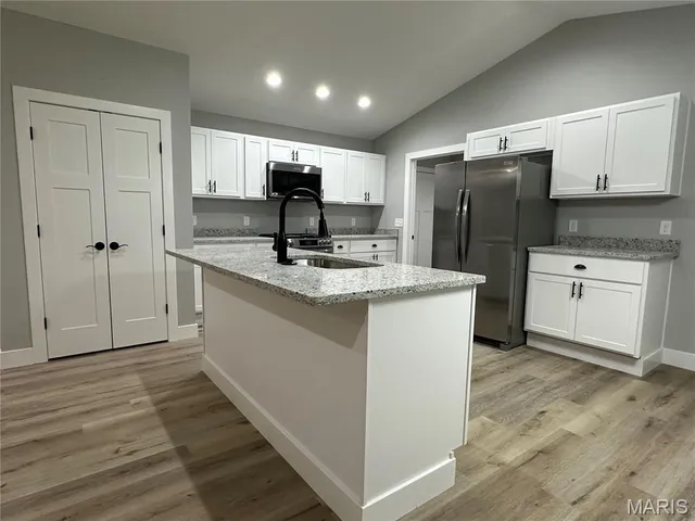 $425,000 | 508 Shoshone Drive, Waynesville, MO 65583