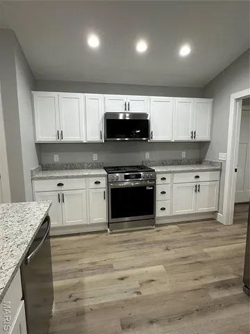 $425,000 | 508 Shoshone Drive, Waynesville, MO 65583